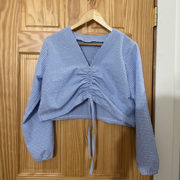 Gingham White & Blue Cropped Long Sleeve Top - Picture 1 of 4